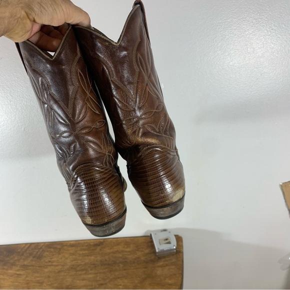 Vintage made in Canada cowboy leather boots - Picture 9 of 11